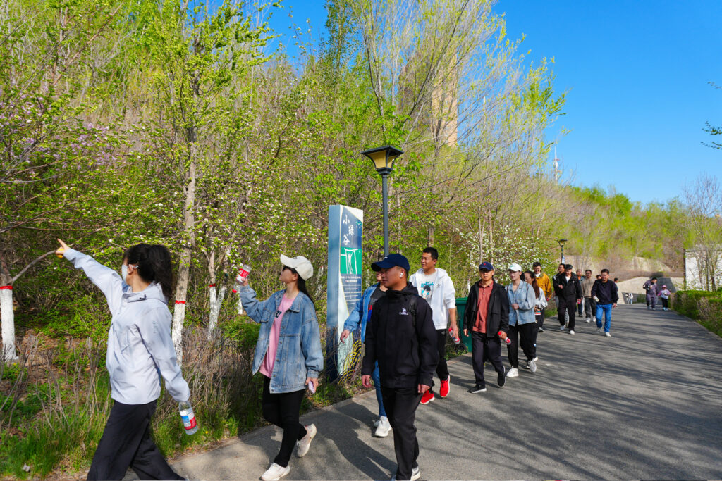 绿径同行·步筑新途 | 利来官网物流团队徒步团建之旅