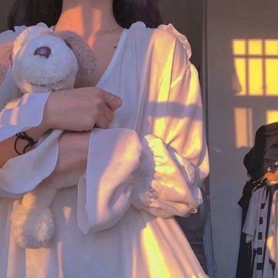 月色如梦你似风